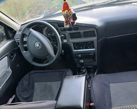 Сірий Деу Нексія, об'ємом двигуна 1.5 л та пробігом 130 тис. км за 1350 $, фото 12 на Automoto.ua