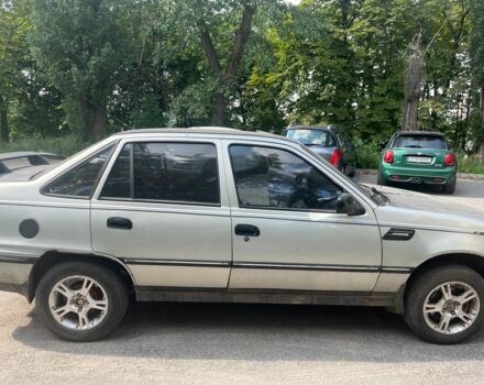 Сірий Деу Нексія, об'ємом двигуна 1.5 л та пробігом 300 тис. км за 1700 $, фото 2 на Automoto.ua