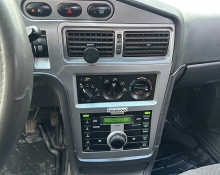 Сірий Деу Нексія, об'ємом двигуна 1.5 л та пробігом 199 тис. км за 1900 $, фото 15 на Automoto.ua