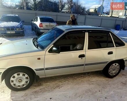 Серый Дэу Нексия, объемом двигателя 1.5 л и пробегом 250 тыс. км за 2500 $, фото 3 на Automoto.ua