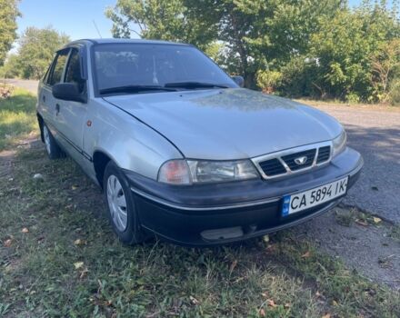 Серый Дэу Нексия, объемом двигателя 1.5 л и пробегом 180 тыс. км за 1850 $, фото 3 на Automoto.ua