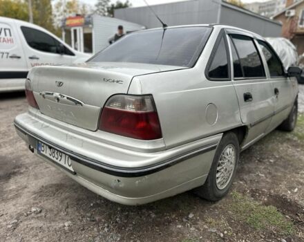 Дэу Нексия 2008 в Кременчуге на Automoto.ua Серый Дэу Нексия, объемом двигателя 1.5 л и пробегом 170 тыс. км за 450 $, фото 4 на Automoto.ua