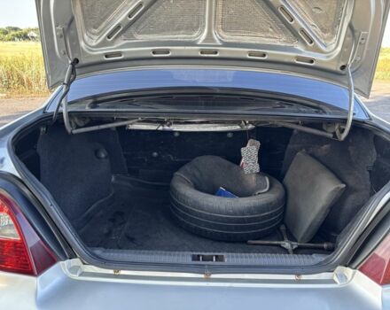 Серый Дэу Нексия, объемом двигателя 1.5 л и пробегом 280 тыс. км за 1300 $, фото 4 на Automoto.ua