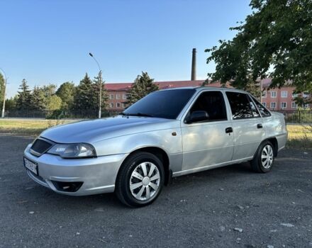 Серый Дэу Нексия, объемом двигателя 1.5 л и пробегом 280 тыс. км за 1300 $, фото 2 на Automoto.ua