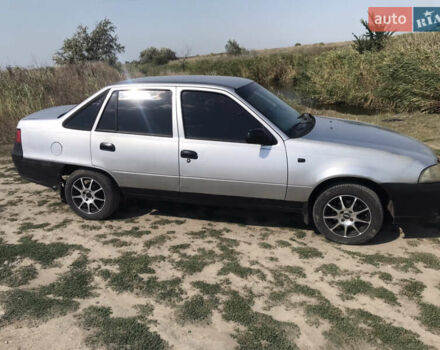 Сірий Деу Нексія, об'ємом двигуна 1.5 л та пробігом 186 тис. км за 1500 $, фото 2 на Automoto.ua
