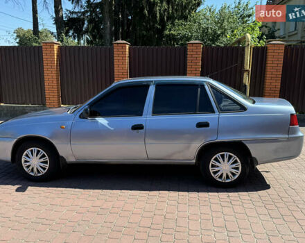 Сірий Деу Нексія, об'ємом двигуна 1.6 л та пробігом 233 тис. км за 1499 $, фото 4 на Automoto.ua