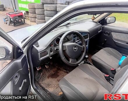 Серый Дэу Нексия, объемом двигателя 1.5 л и пробегом 217 тыс. км за 1880 $, фото 5 на Automoto.ua