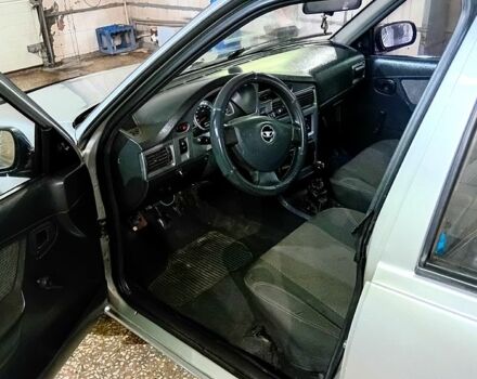 Серый Дэу Нексия, объемом двигателя 1.5 л и пробегом 217 тыс. км за 1880 $, фото 1 на Automoto.ua