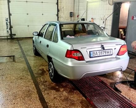 Серый Дэу Нексия, объемом двигателя 1.5 л и пробегом 217 тыс. км за 1880 $, фото 2 на Automoto.ua