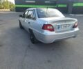 Сірий Деу Нексія, об'ємом двигуна 1.5 л та пробігом 250 тис. км за 2000 $, фото 2 на Automoto.ua