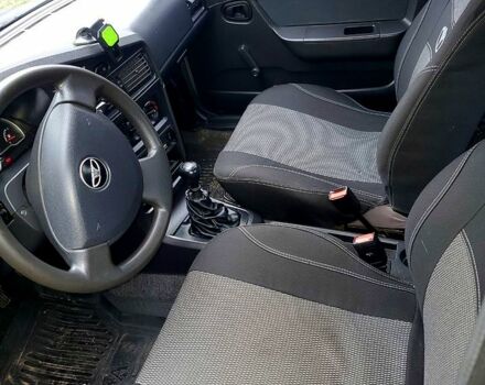 Серый Дэу Нексия, объемом двигателя 1.5 л и пробегом 158 тыс. км за 2000 $, фото 3 на Automoto.ua