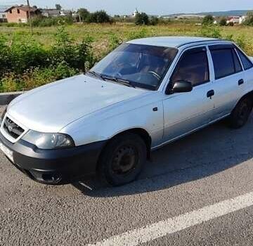 Сірий Деу Нексія, об'ємом двигуна 1.5 л та пробігом 266 тис. км за 2150 $, фото 1 на Automoto.ua