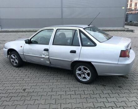 Серый Дэу Нексия, объемом двигателя 1.5 л и пробегом 500 тыс. км за 999 $, фото 3 на Automoto.ua