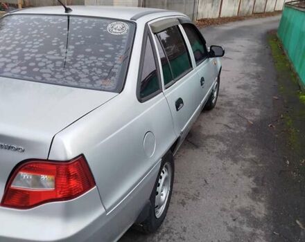 Серый Дэу Нексия, объемом двигателя 1.6 л и пробегом 147 тыс. км за 2000 $, фото 4 на Automoto.ua