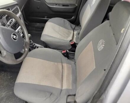 Серый Дэу Нексия, объемом двигателя 1.6 л и пробегом 147 тыс. км за 2000 $, фото 6 на Automoto.ua