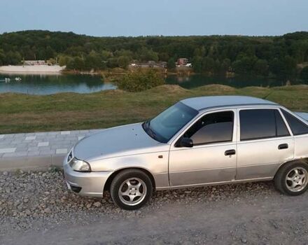 Сірий Деу Нексія, об'ємом двигуна 1.6 л та пробігом 260 тис. км за 1350 $, фото 5 на Automoto.ua