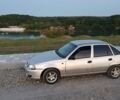 Сірий Деу Нексія, об'ємом двигуна 1.6 л та пробігом 260 тис. км за 1350 $, фото 5 на Automoto.ua