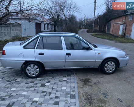 Серый Дэу Нексия, объемом двигателя 1.5 л и пробегом 195 тыс. км за 1750 $, фото 2 на Automoto.ua