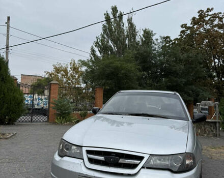Серый Дэу Нексия, объемом двигателя 1.6 л и пробегом 200 тыс. км за 2700 $, фото 4 на Automoto.ua