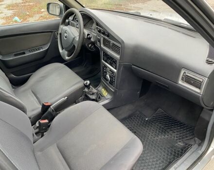 Серый Дэу Нексия, объемом двигателя 1.6 л и пробегом 260 тыс. км за 1500 $, фото 15 на Automoto.ua