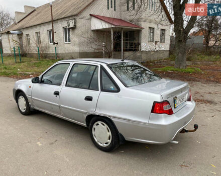 Сірий Деу Нексія, об'ємом двигуна 1.6 л та пробігом 212 тис. км за 1500 $, фото 10 на Automoto.ua