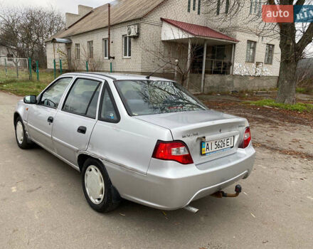 Сірий Деу Нексія, об'ємом двигуна 1.6 л та пробігом 212 тис. км за 1500 $, фото 8 на Automoto.ua