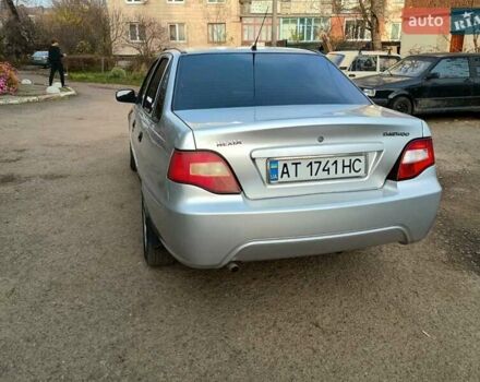 Сірий Деу Нексія, об'ємом двигуна 1.5 л та пробігом 186 тис. км за 2600 $, фото 4 на Automoto.ua