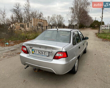 Сірий Деу Нексія, об'ємом двигуна 1.6 л та пробігом 212 тис. км за 1500 $, фото 5 на Automoto.ua