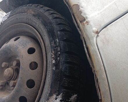 Сірий Деу Нексія, об'ємом двигуна 1.6 л та пробігом 200 тис. км за 949 $, фото 2 на Automoto.ua