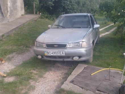 Дэу Нексия 1995 в Монастыриске на Automoto.ua Серый Дэу Нексия, объемом двигателя 1.5 л и пробегом 1000 тыс. км за 500 $, фото 1 на Automoto.ua
