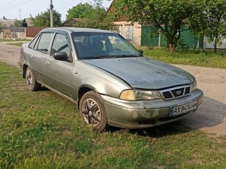 Дэу Нексия 1995 в Павлограде на Automoto.ua Серый Дэу Нексия, объемом двигателя 1.5 л и пробегом 150 тыс. км за 654 $, фото 1 на Automoto.ua