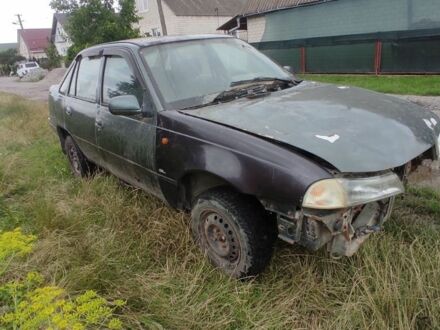 Дэу Нексия 1995 в Хмельнике на Automoto.ua Серый Дэу Нексия, объемом двигателя 1.5 л и пробегом 231 тыс. км за 499 $, фото 1 на Automoto.ua