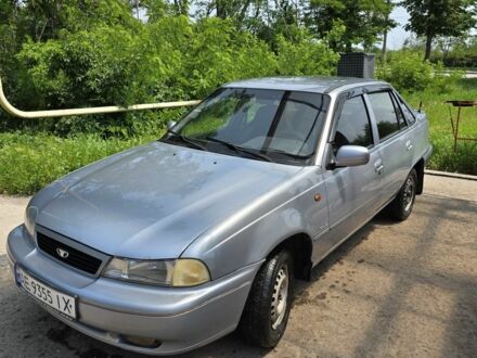 Деу Нексія 1997 у Кривому Розі на Automoto.ua Сірий Деу Нексія, об'ємом двигуна 1.5 л та пробігом 400 тис. км за 1800 $, фото 1 на Automoto.ua