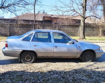 Серый Дэу Нексия, объемом двигателя 1.5 л и пробегом 200 тыс. км за 677 $, фото 1 на Automoto.ua