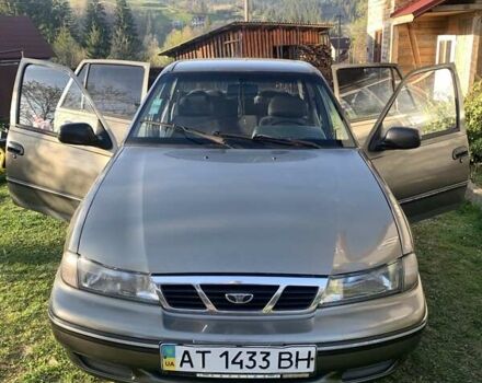 Серый Дэу Нексия, объемом двигателя 1.5 л и пробегом 250 тыс. км за 1500 $, фото 1 на Automoto.ua