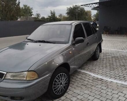Сірий Деу Нексія, об'ємом двигуна 1.5 л та пробігом 260 тис. км за 2000 $, фото 1 на Automoto.ua