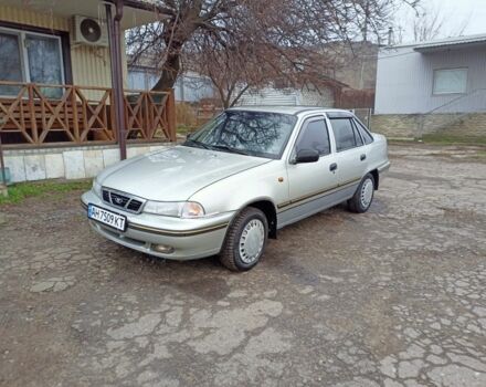 Серый Дэу Нексия, объемом двигателя 1.5 л и пробегом 196 тыс. км за 2000 $, фото 1 на Automoto.ua