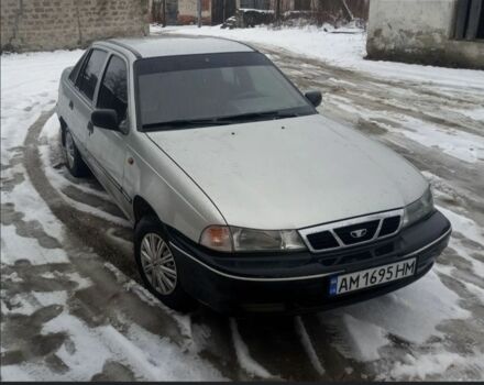 Сірий Деу Нексія, об'ємом двигуна 1.5 л та пробігом 198 тис. км за 2000 $, фото 1 на Automoto.ua