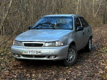 Серый Дэу Нексия, объемом двигателя 10 л и пробегом 200 тыс. км за 1199 $, фото 1 на Automoto.ua