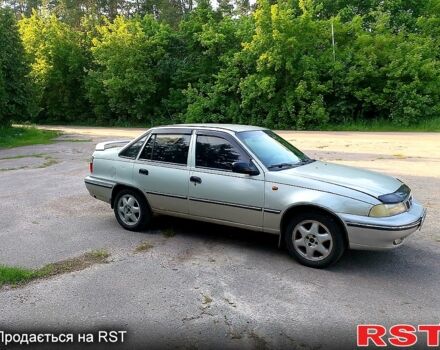 Серый Дэу Нексия, объемом двигателя 1.5 л и пробегом 335 тыс. км за 1100 $, фото 1 на Automoto.ua