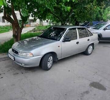 Дэу Нексия 2006 в Черкассах на Automoto.ua Серый Дэу Нексия, объемом двигателя 1.5 л и пробегом 150 тыс. км за 1550 $, фото 1 на Automoto.ua