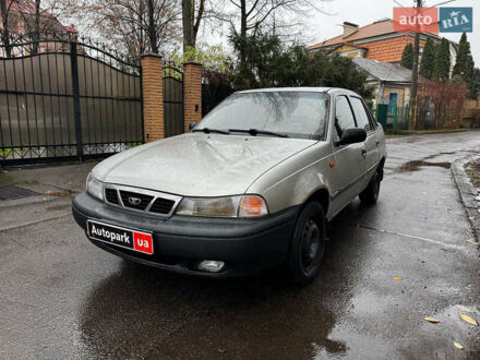 Серый Дэу Нексия, объемом двигателя 1.5 л и пробегом 159 тыс. км за 2190 $, фото 1 на Automoto.ua