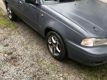 Серый Дэу Нексия, объемом двигателя 1.5 л и пробегом 30 тыс. км за 1400 $, фото 1 на Automoto.ua