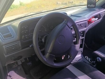 Сірий Деу Нексія, об'ємом двигуна 1 л та пробігом 192 тис. км за 1500 $, фото 1 на Automoto.ua
