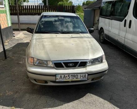 Сірий Деу Нексія, об'ємом двигуна 1.5 л та пробігом 185 тис. км за 1000 $, фото 1 на Automoto.ua