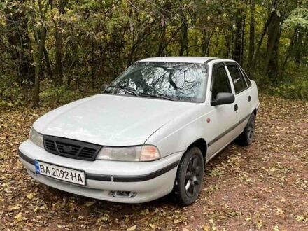 Деу Нексія 2007 у Малой Виске на Automoto.ua Сірий Деу Нексія, об'ємом двигуна 1.5 л та пробігом 339 тис. км за 1600 $, фото 1 на Automoto.ua