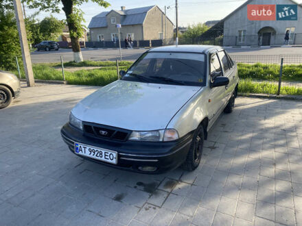 Серый Дэу Нексия, объемом двигателя 1.5 л и пробегом 210 тыс. км за 1700 $, фото 1 на Automoto.ua