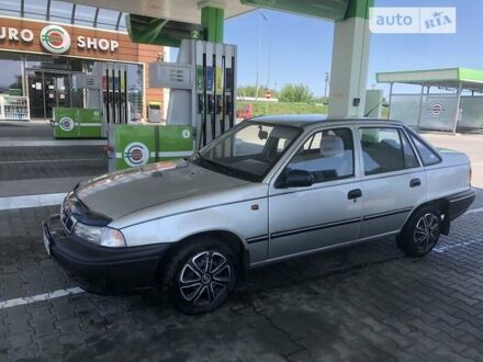 Деу Нексія 2007 у Івано-Франківську на Automoto.ua Сірий Деу Нексія, об'ємом двигуна 1.6 л та пробігом 148 тис. км за 1950 $, фото 1 на Automoto.ua