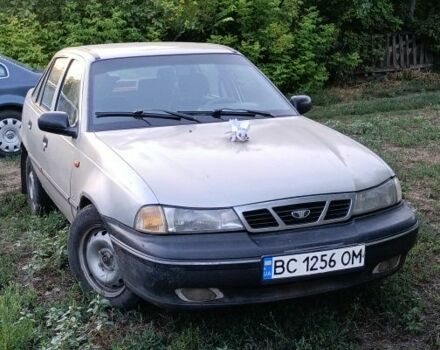 Серый Дэу Нексия, объемом двигателя 1.5 л и пробегом 335 тыс. км за 1193 $, фото 1 на Automoto.ua