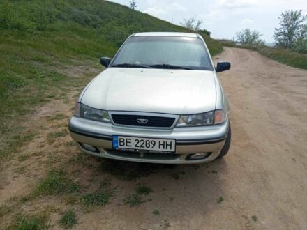 Дэу Нексия 2007 в Николаеве на Automoto.ua Серый Дэу Нексия, объемом двигателя 1.5 л и пробегом 75 тыс. км за 3499 $, фото 1 на Automoto.ua